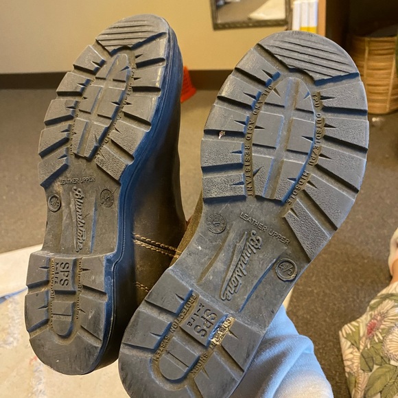 Rustic brown Chelsea blundstones - Picture 4 of 4